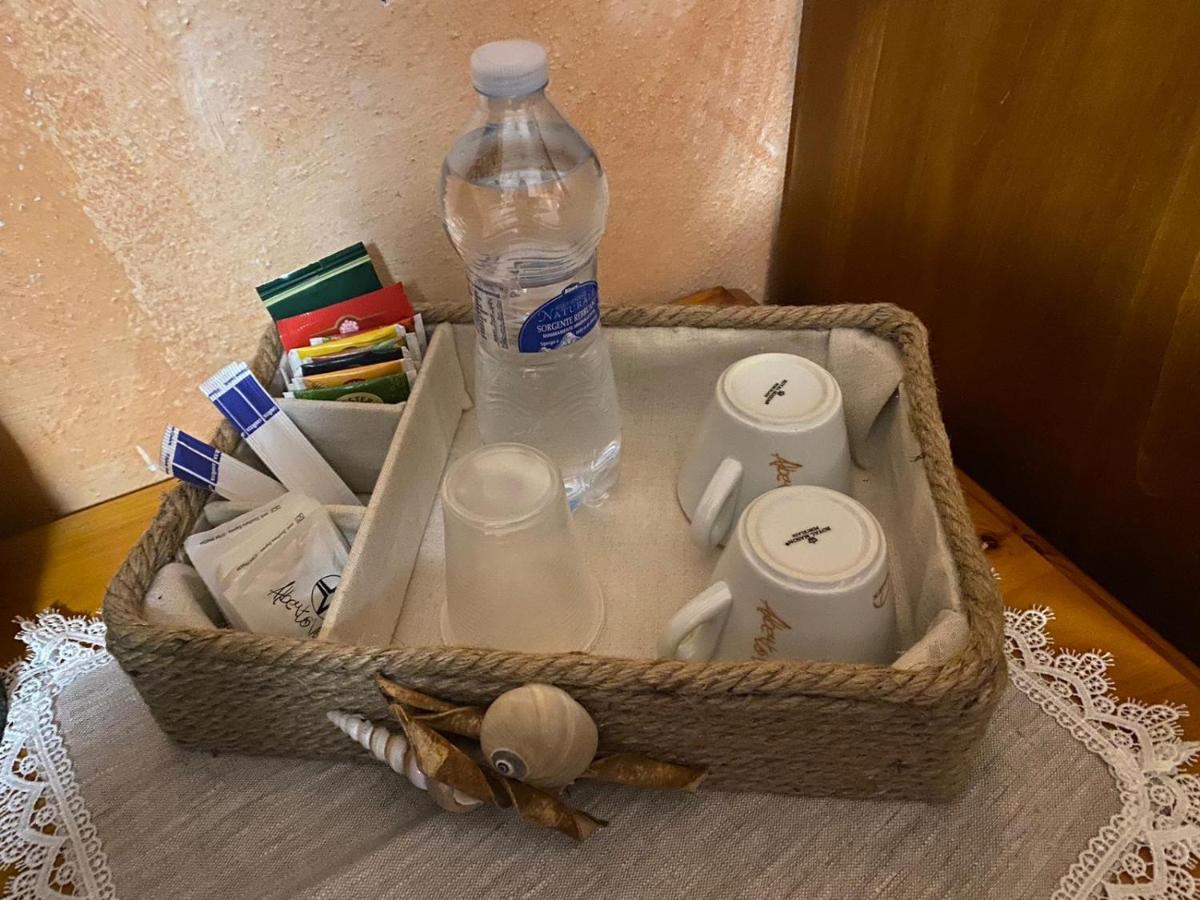 Bed And Breakfast Li Paduli Alvi Cannigione Buitenkant foto